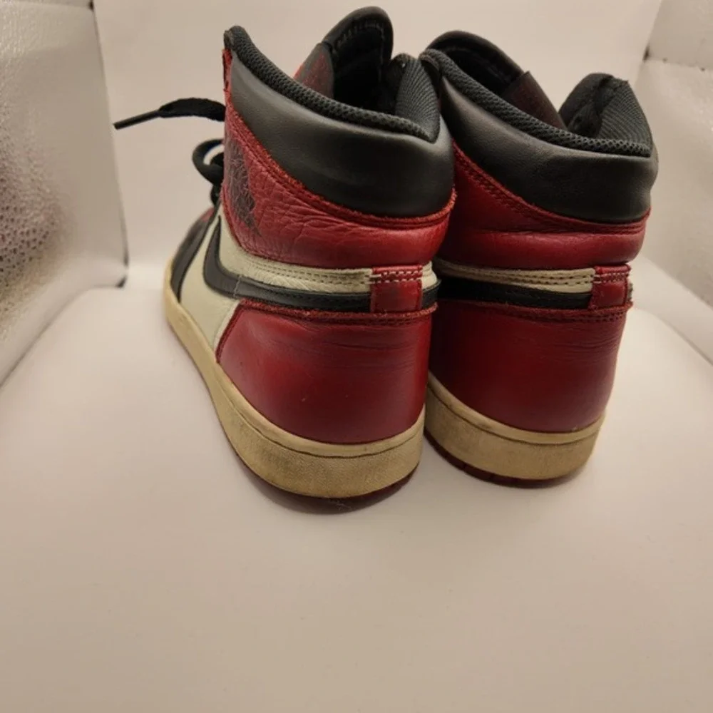 Size 8.5- Jordan 1 Retro OG High Bred Toe Black White Red‎ Leather (555088-610)